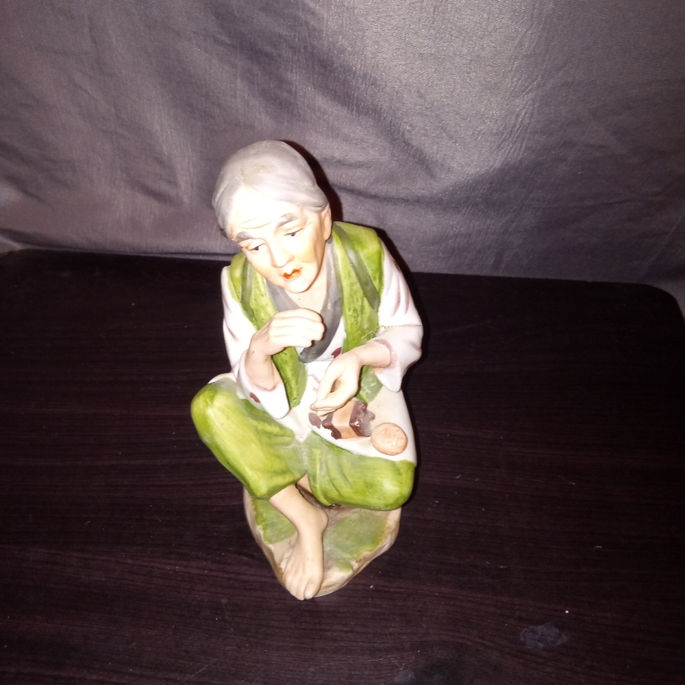 Porcelain homco Asian Taiwan vintage figurine